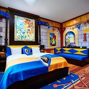 Dragon Knight's Superior Room